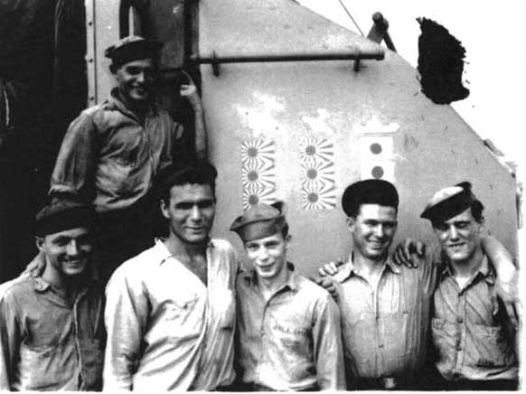USS Bush - Picture thought to be the #41 Gun Crew